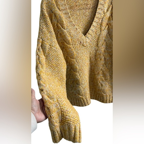 KIMCHI BLUE OVERSIZED KNIT SWEETER YELLOW GINGER M/L WOMEN PULLOVER - Picture 4 of 9